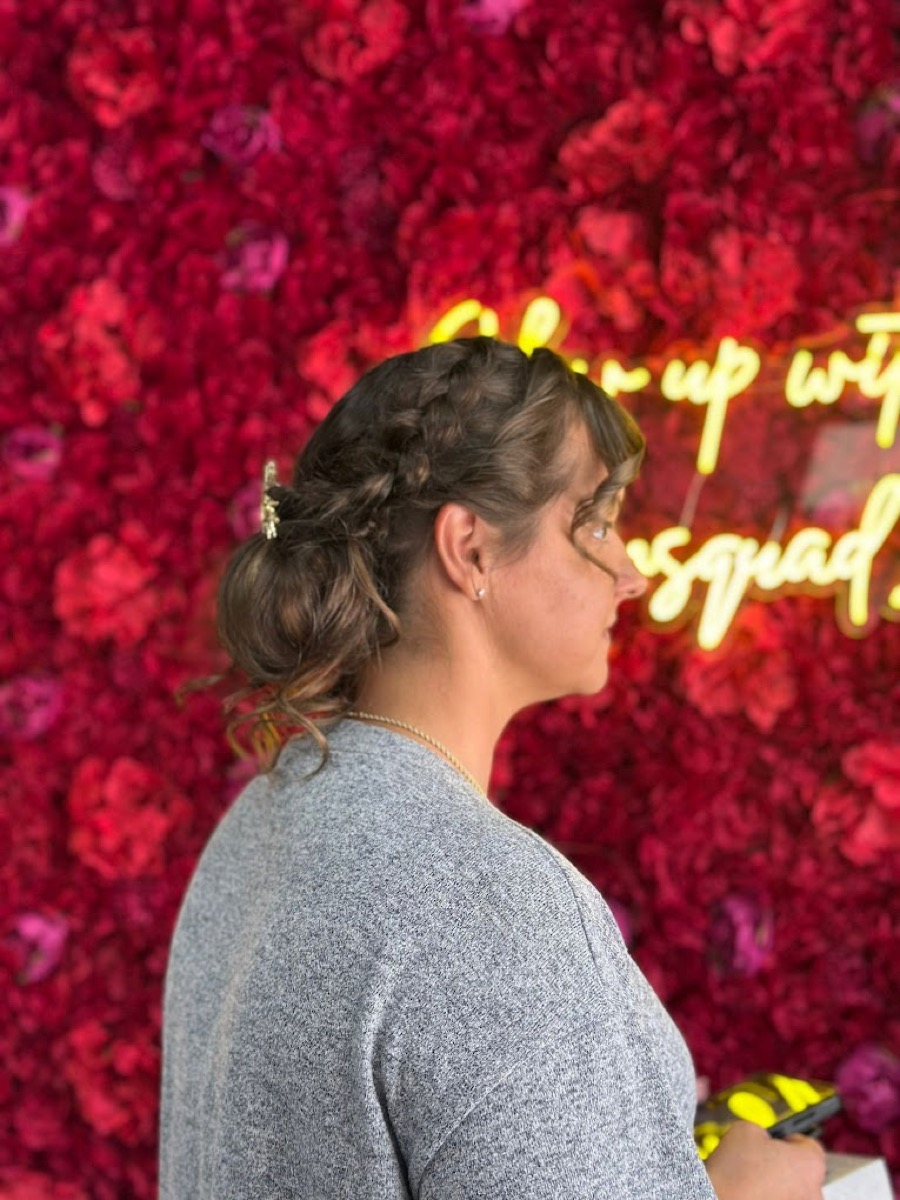 Hair styling result with layered cut